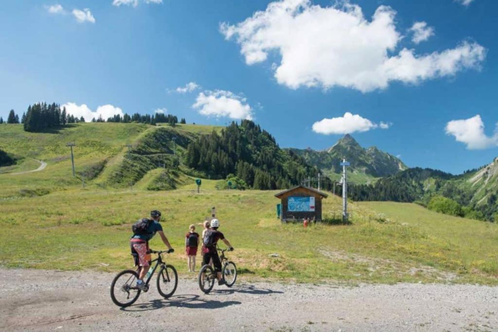 L'Enchalpe, Grand Et Lumineux Studio Avec Coin Montagne 5 Personnes, 60M Des Pistes, Piscine Couverte, Wifi, Grand Balcon Expo Est, Draps Non Compris แซงต์-ฌ็อง-โดลป์ ภายนอก รูปภาพ